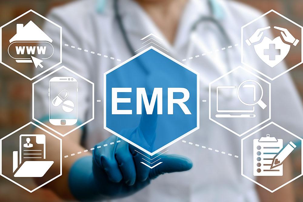 چگونه پرونده الکترونیک سلامت (EMR) مراقبت از بیماران دیالیزی را متحول می کند 